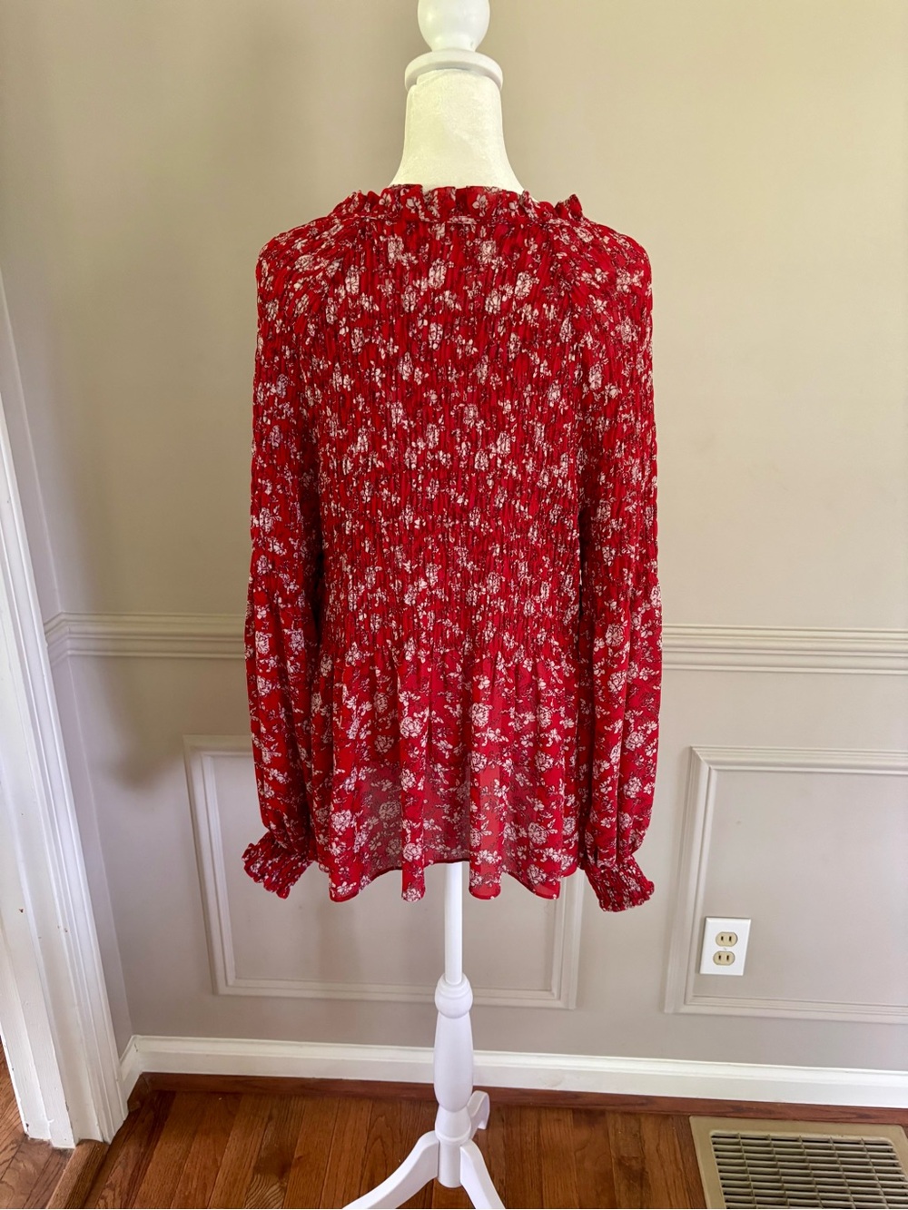 Red Floral Peasant Tunic Blouse with Tie Neck - Picture 4 of 4